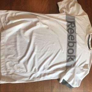 Reebok White Athletic Shirt Size:M